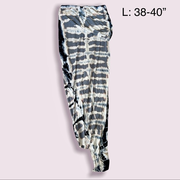 Young Fabulous & Broke Dresses & Skirts - ⛱YOUNG FABULOUS & BROKE YFB Tube Dress Small strapless tie dye